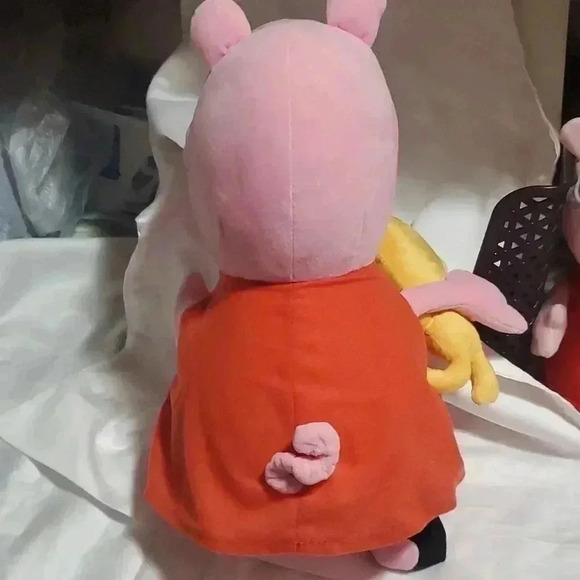 Peppa pig plush - Picture 8 of 10